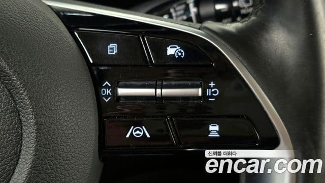Hyundai Staria 2021 — ფოტო 15/20