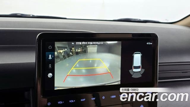 Hyundai Staria 2021 — ფოტო 17/20