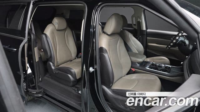 Kia Carnival 2024 — ფოტო 12/20