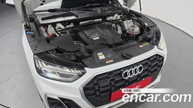 Audi Q5 2022 — Şəkil 6/20