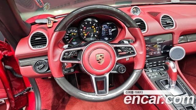 Porsche 718 Boxster 2024 — Фото 12/20