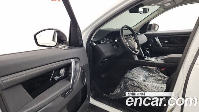 Land Rover Discovery Sport 2020 — фото 10 из 20