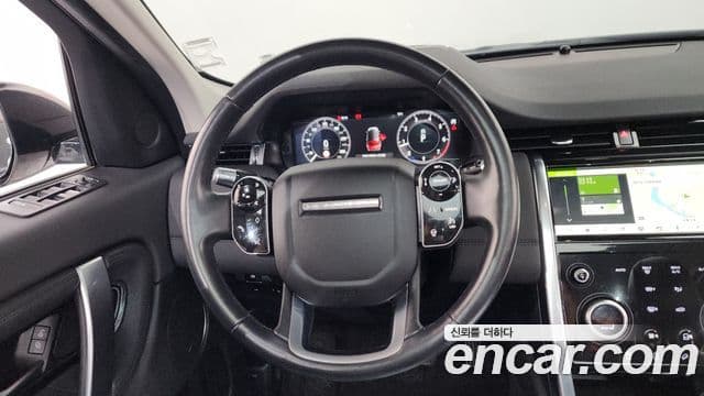 Land Rover Discovery Sport 2020 — фото 12 из 20