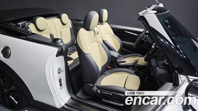 Mini Cooper S Convertible 2023 — Photo 15/35