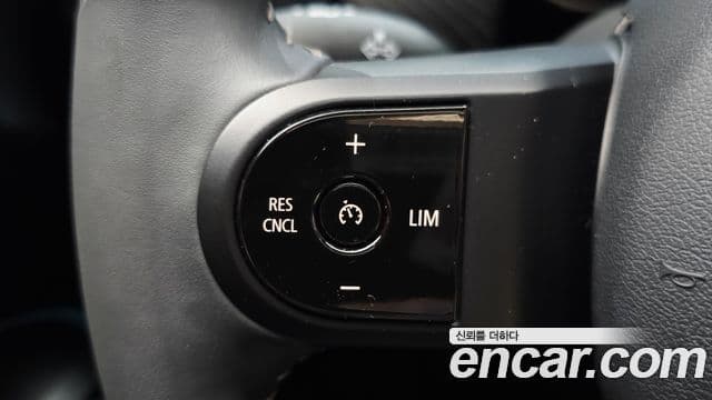Mini Cooper S Convertible 2023 — Photo 4/35