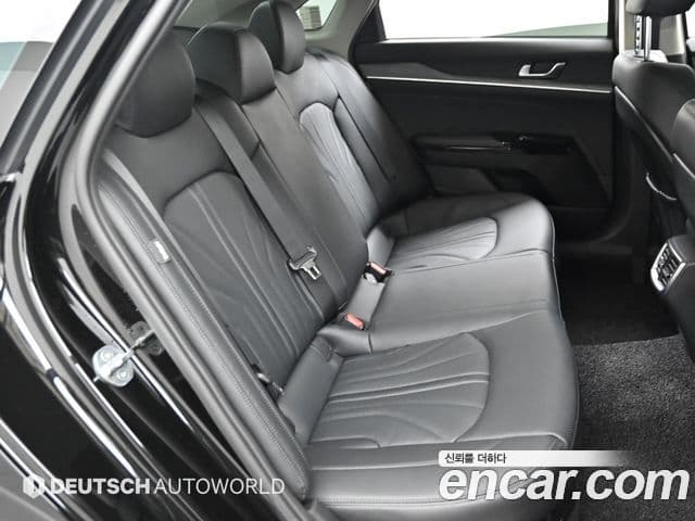 Kia K5 2023 — фото 11 из 20