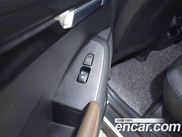 Kia Seltos 2020 — ფოტო 11/20