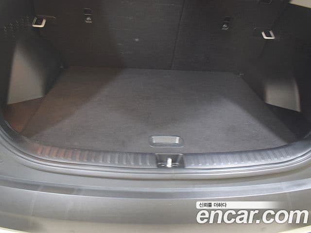 Kia Seltos 2020 — ფოტო 19/20
