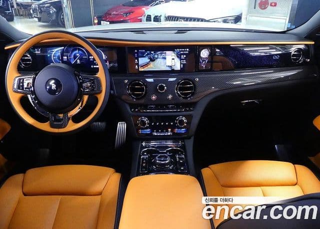 Rolls-Royce Ghost 2025 — фото 3 из 20
