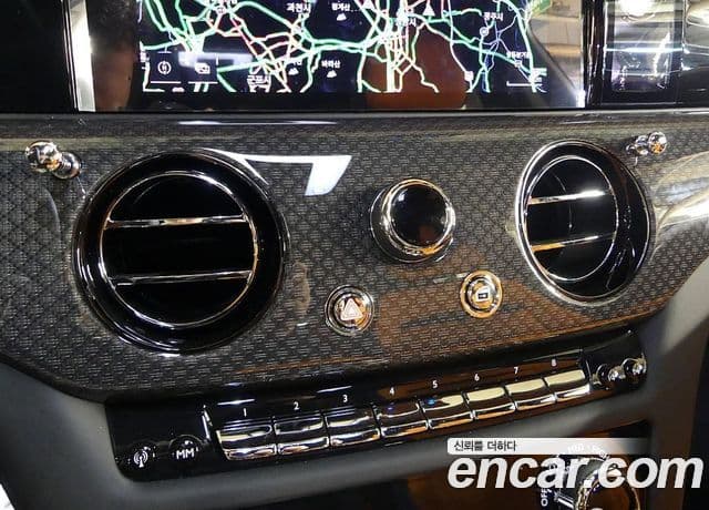 Rolls-Royce Ghost 2025 — Şəkil 13/20