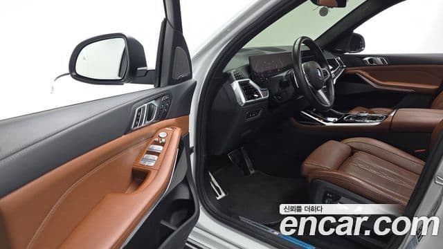 BMW X7 2024 — Şəkil 8/33
