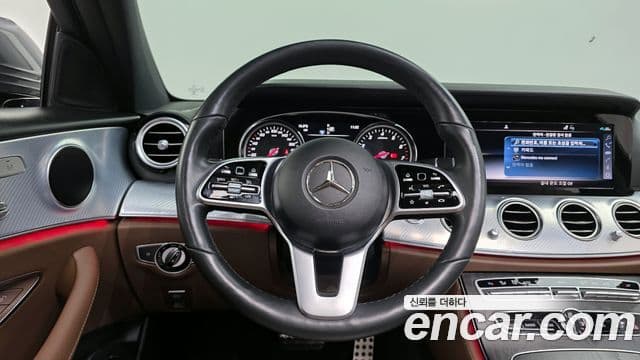 Mercedes-Benz E-Class 2019 — Şəkil 14/20