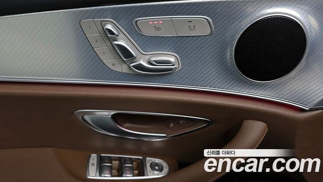 Mercedes-Benz E-Class 2019 — Şəkil 18/20