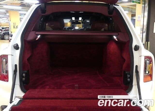 Rolls-Royce Cullinan 2023 — Photo 15/20