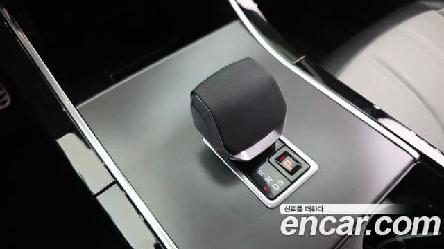 Land Rover Range Rover Evoque 2025 — Şəkil 9/20
