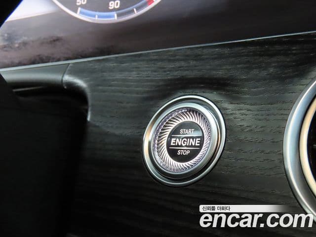 Mercedes-Benz E-Class 2020 — Şəkil 15/20