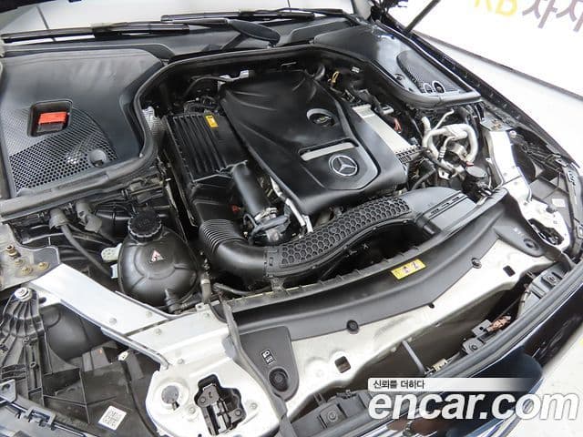 Mercedes-Benz E-Class 2020 — Şəkil 19/20
