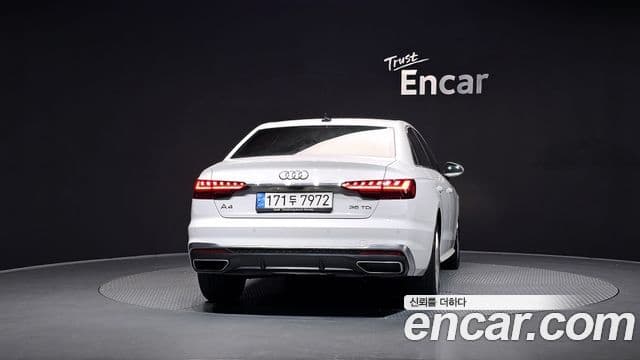 Audi A4 2021 — ფოტო 4/20
