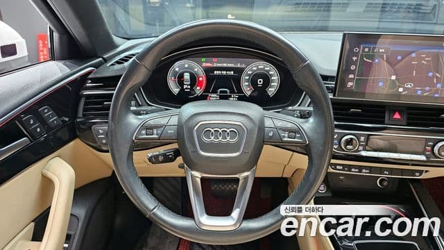 Audi A4 2021 — ფოტო 13/20