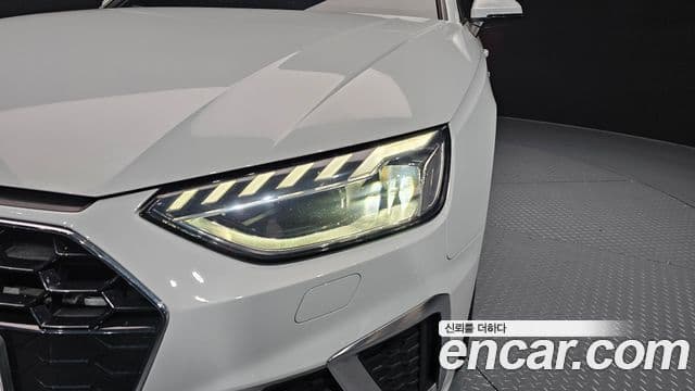 Audi A4 2021 — Photo 26/37
