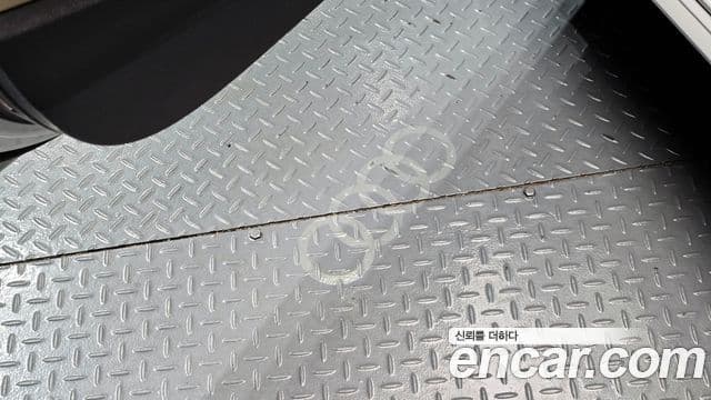Audi A4 2021 — Photo 18/37