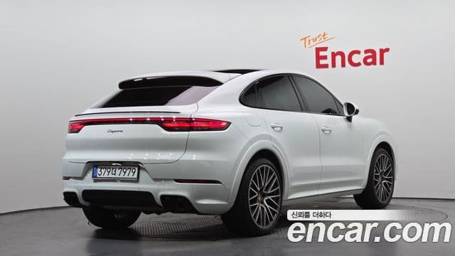Porsche Cayenne 2020 — Şəkil 12/20