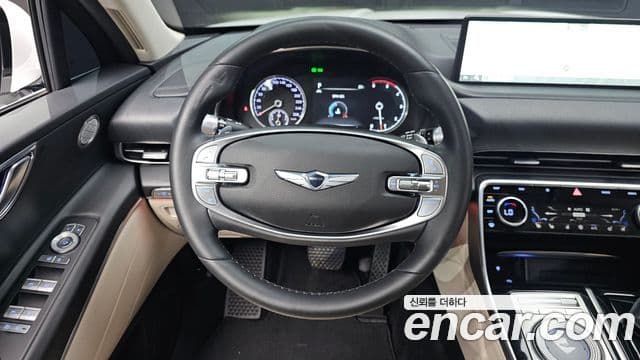 Genesis GV80 2021 — ფოტო 13/20