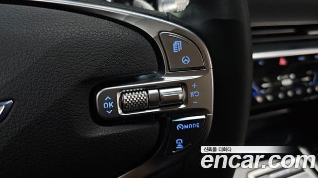 Genesis GV80 2021 — ფოტო 17/20