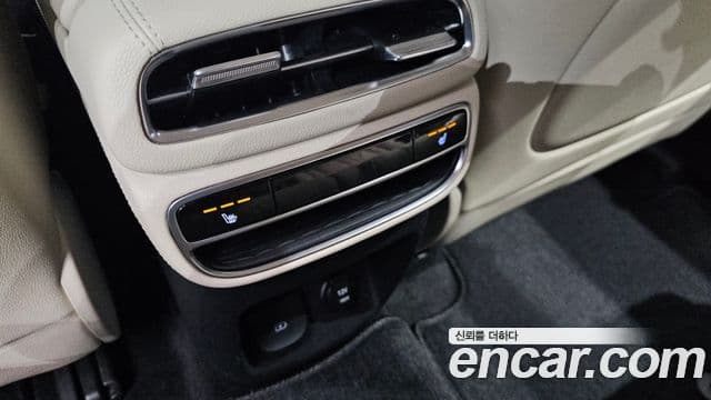 Genesis GV80 2021 — ფოტო 20/20