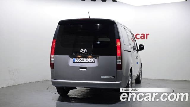 Hyundai Staria 2025 — ფოტო 4/20