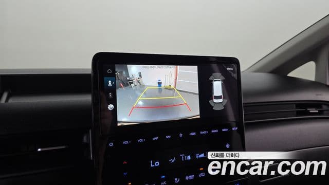Hyundai Staria 2025 — ფოტო 18/20
