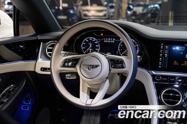 Bentley Continental GT 2023 — Şəkil 8/10