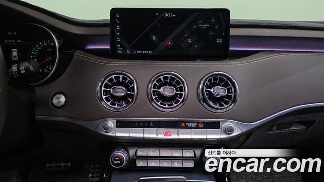 Kia Stinger 2021 — Şəkil 12/20