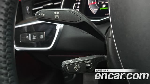 Audi A6 2019 — ფოტო 18/20