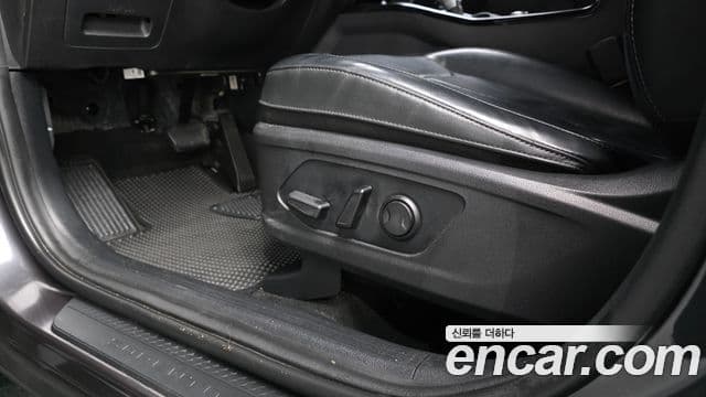 Kia Sorento 2020 — ფოტო 18/20