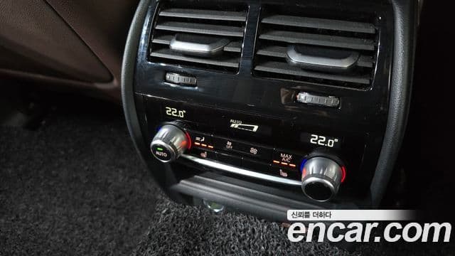 BMW 5 Series 2022 — Şəkil 18/20