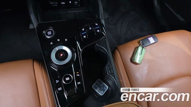 Kia Sportage 2023 — ფოტო 9/20