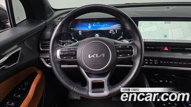 Kia Sportage 2023 — ფოტო 13/20