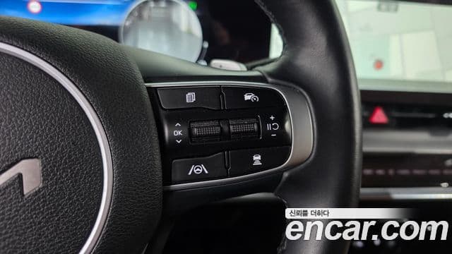 Kia Sportage 2023 — ფოტო 15/20