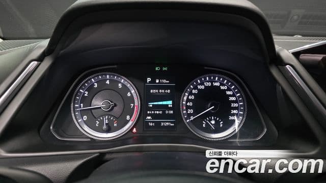 Hyundai Sonata 2021 — ფოტო 8/20