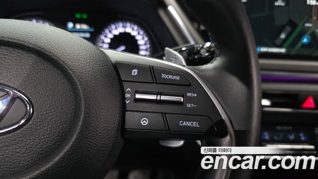 Hyundai Sonata 2021 — ფოტო 17/20