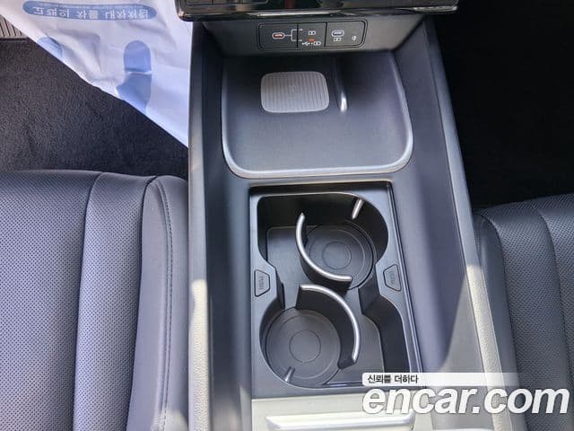 Hyundai Grandeur 2023 — ფოტო 14/20