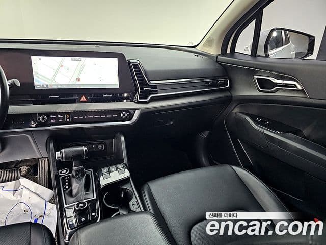Kia Sportage 2022 — ფოტო 9/20