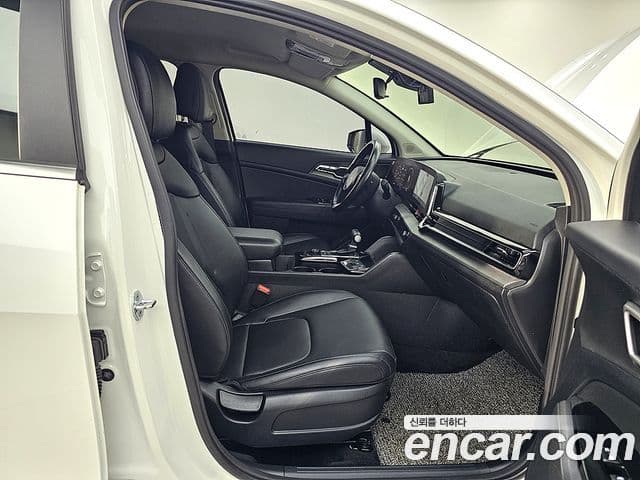 Kia Sportage 2022 — ფოტო 11/20