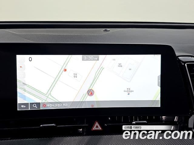 Kia Sportage 2022 — ფოტო 14/20