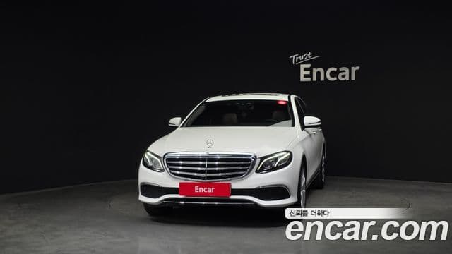 Mercedes-Benz E-Class 2019 — ფოტო 3/20