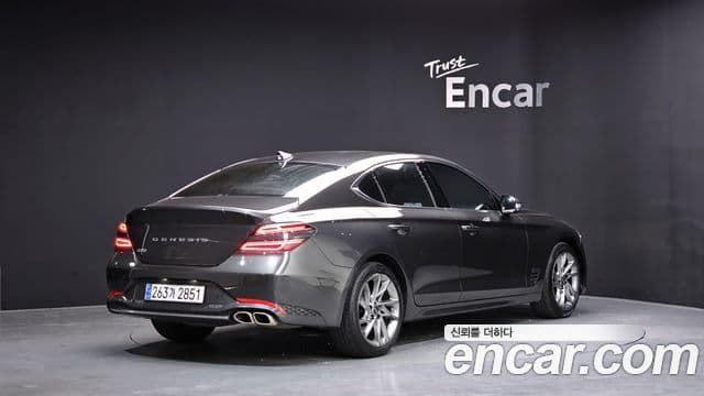 Genesis G70 2022 — ფოტო 2/20