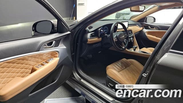 Genesis G70 2022 — ფოტო 10/20