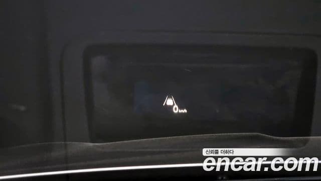 Genesis G70 2022 — ფოტო 15/20