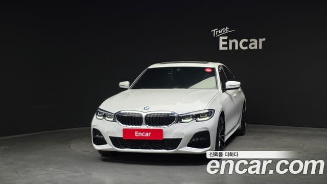 BMW 3 Series 2022 — ფოტო 3/20